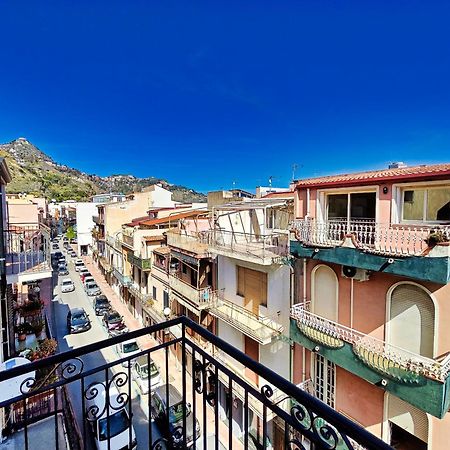 Etnapartment 2 Giardini Naxos Exteriör bild